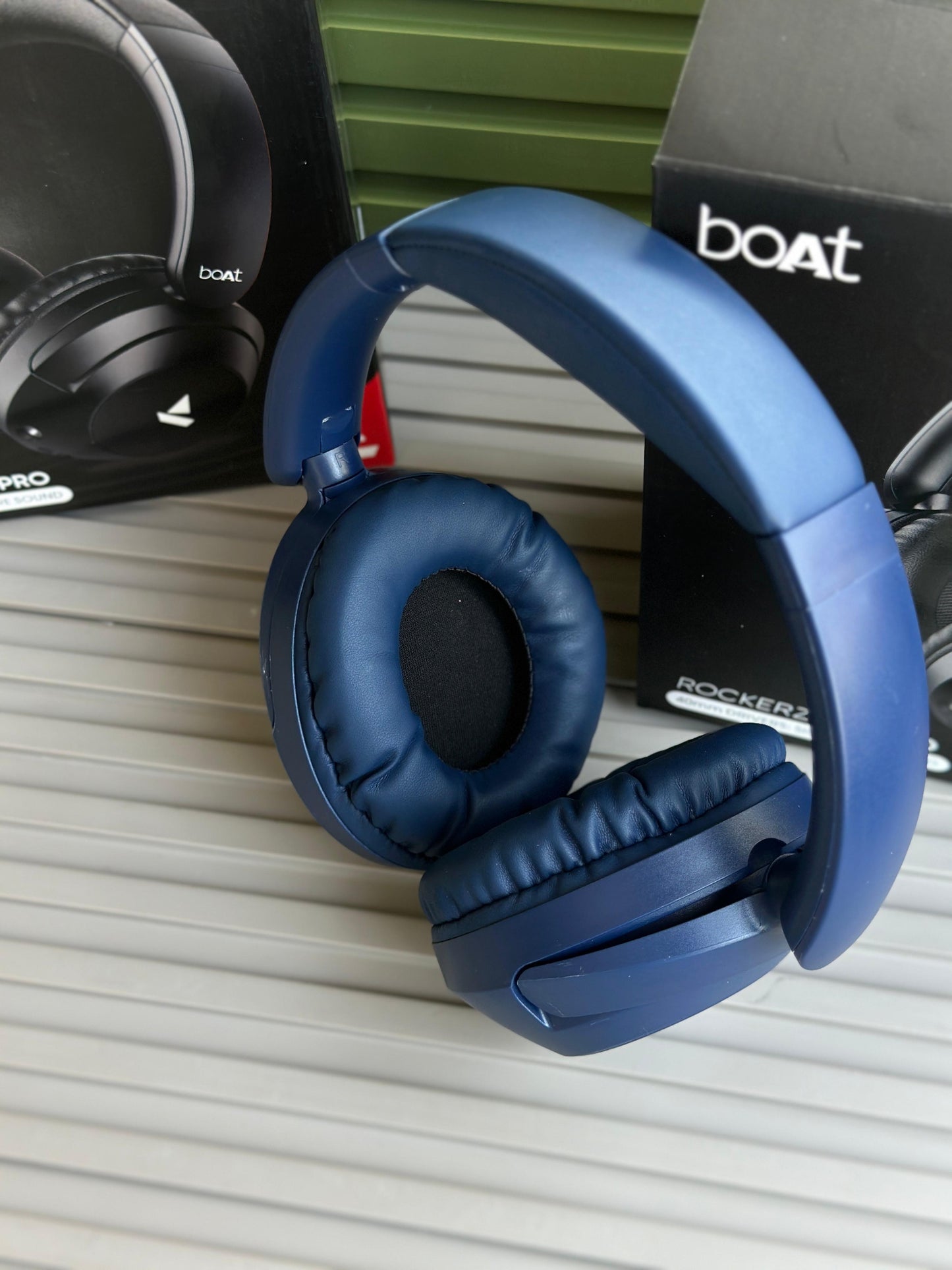 🎧 boAt Rockerz 650 Pro Wireless Bluetooth Headphones | 40mm Drivers & Signature Sound